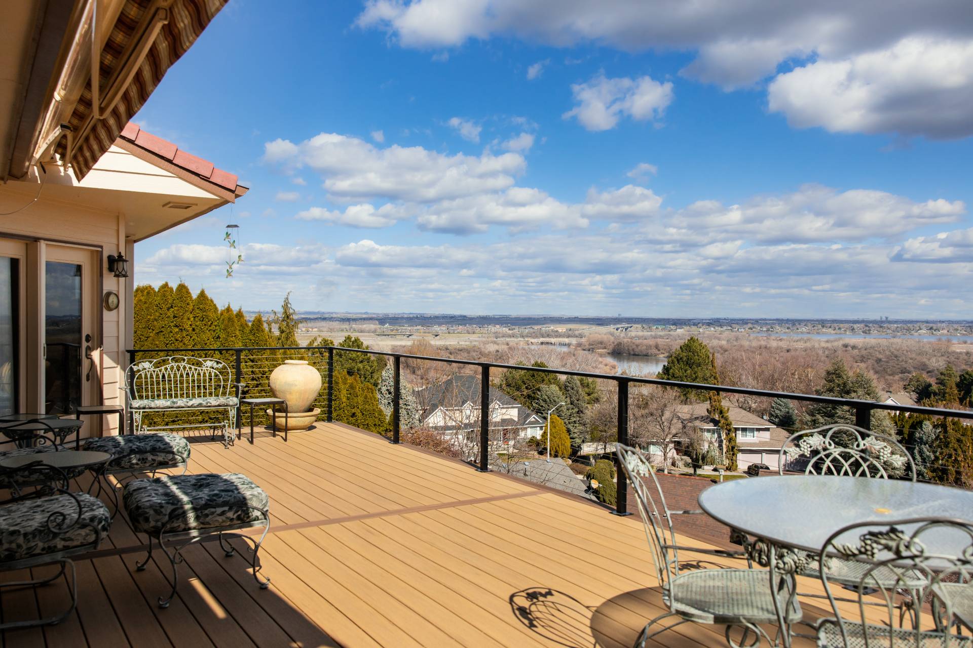 Composite Decking: Benefits & Installation Process