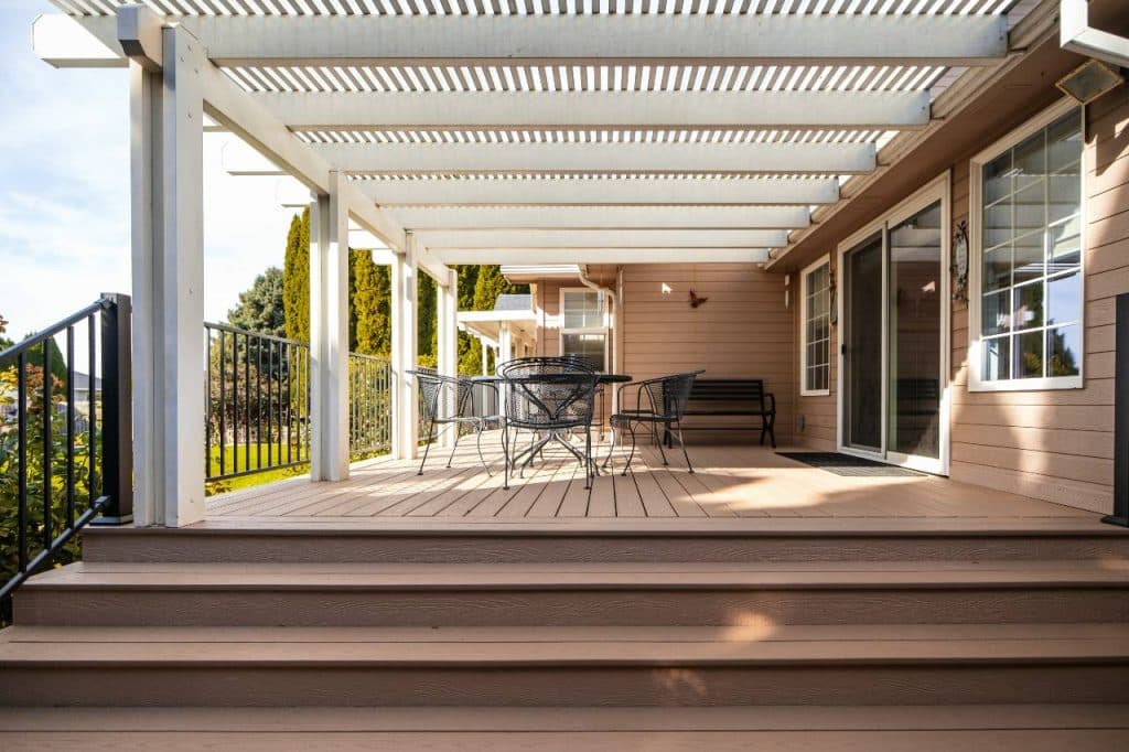 a photo of a pergola